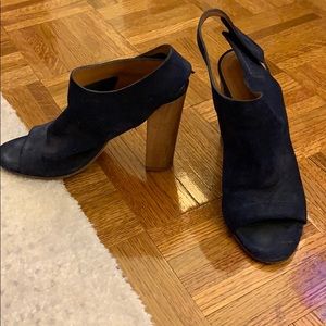 Vince suede wood Velcro heel